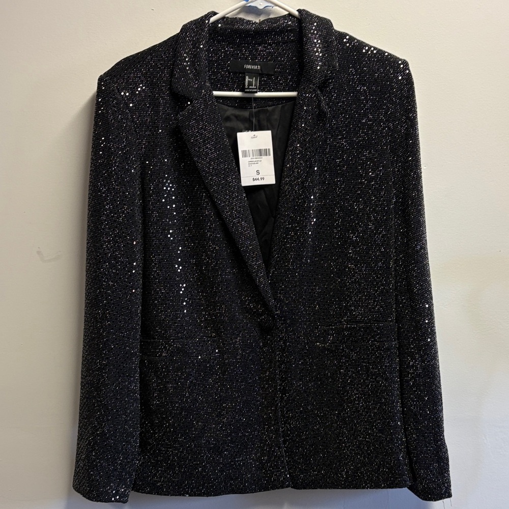 Forever 21 Glittering Black and Silver Sparkly Blazer Size small New with tags!
